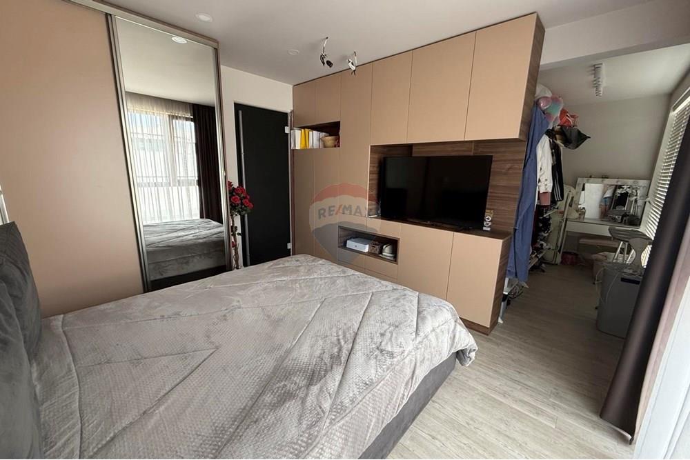 Апартамент - За продажба - гр. Варна, Област Варна, България - viber_image_2025-10-10_11-15-15-190.jpg - Спалня - 360481026-17