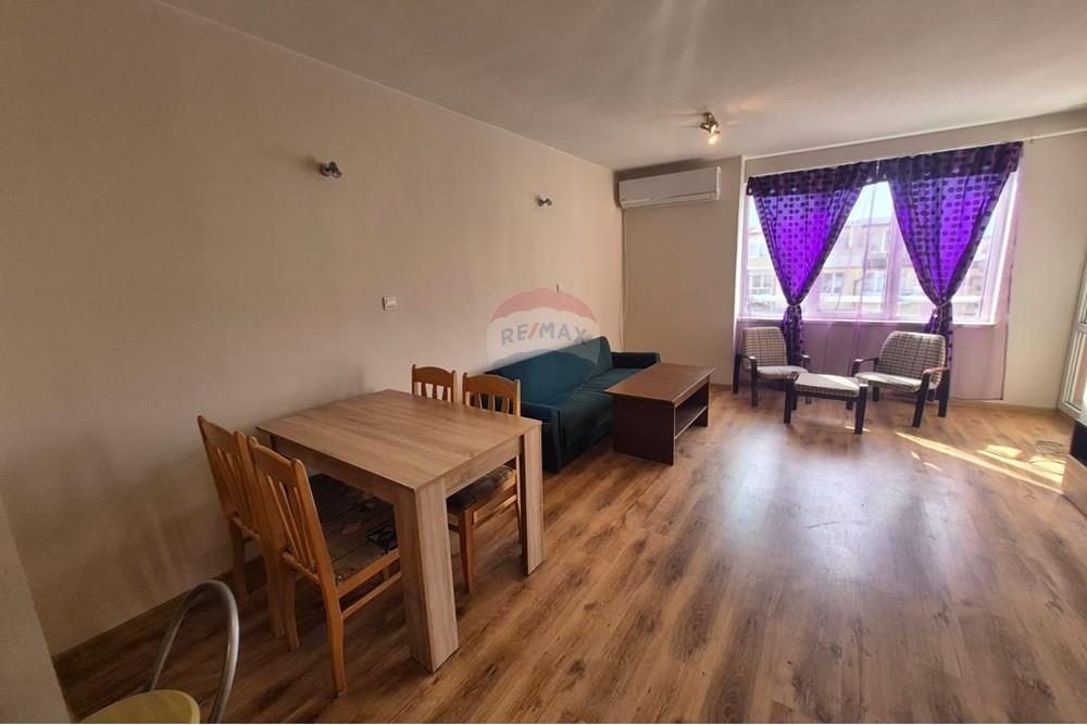 Апартамент - Под наем - гр. Варна, Област Варна, България - Изображение от WhatsApp на 2025-10-28 в 12.30.25_02bc606b.jpg - Всекидневна - 360511013-84