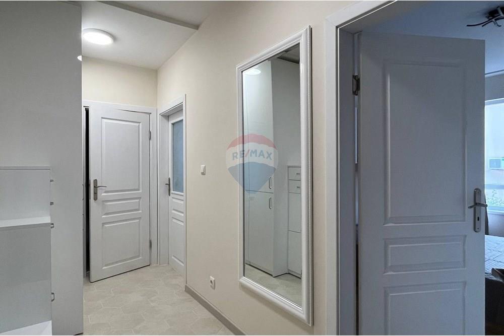 Апартамент - Под наем - гр. Бургас, Област Бургас, България - photo_2025-11-10_13-39-49.jpg - 360291024-92