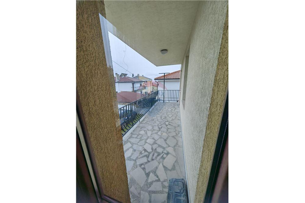 Етаж от къща - Под наем - гр. Варна, Област Варна, България - 14 - 360471021-47