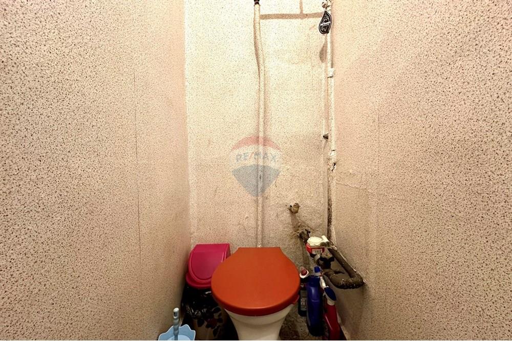 Condo/Apartment - For Sale - гр. Велико Търново, Област Велико Търново, Болгария - viber_изображение_2025-10-24_11-54-01-003.jpg - Toilet  - 360431008-394