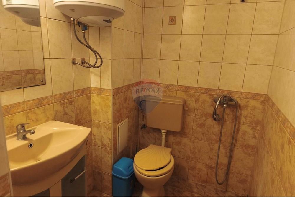 Апартамент - Под наем - гр. Варна, Област Варна, България - viber_image_2026-02-20_09-26-14-192.jpg - Баня - 360391040-64