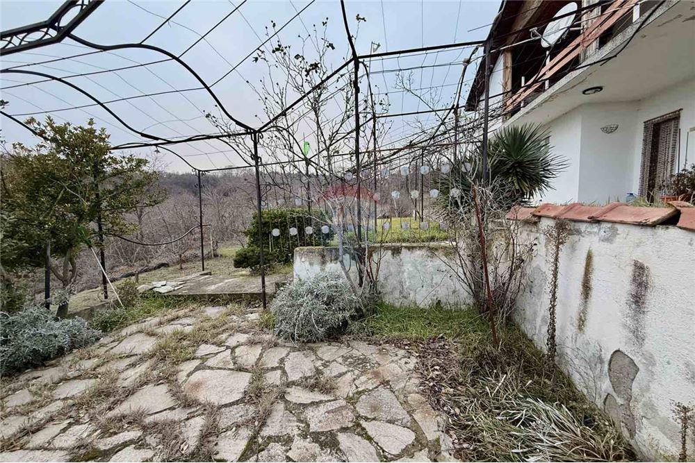 Вила - За продажба - гр. Варна, Област Варна, България - Озеленен, терасиран и аранжиран двор - Двор - 360321025-286