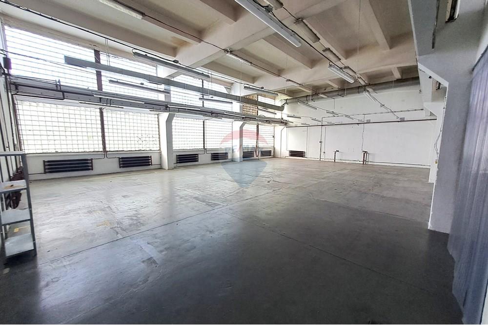 Индустриален имот - Под наем - гр. Русе, Област Русе, България - 20251021_135145.JPG - 360451036-39