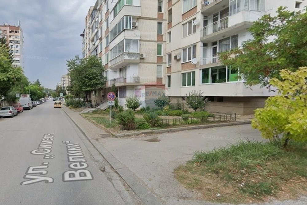 Гараж - Под наем - гр. Велико Търново, Област Велико Търново, България - 1234.jpg - 360431029-9