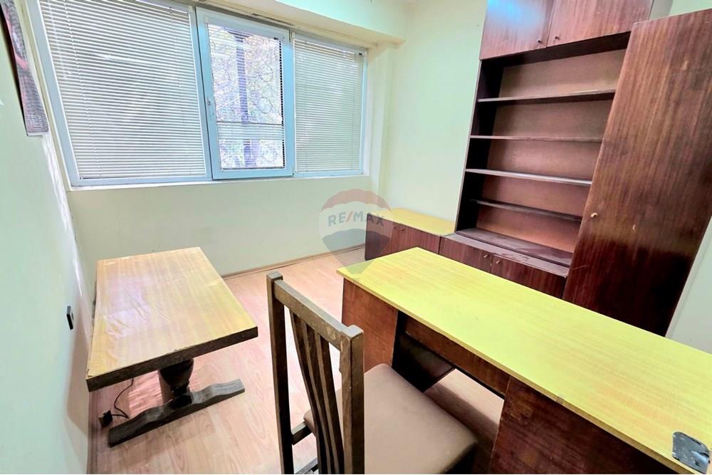 Офис - Под наем - гр. Варна, Област Варна, България - viber_image_2025-10-22_13-06-49-609.jpg - Офис - 360511018-11