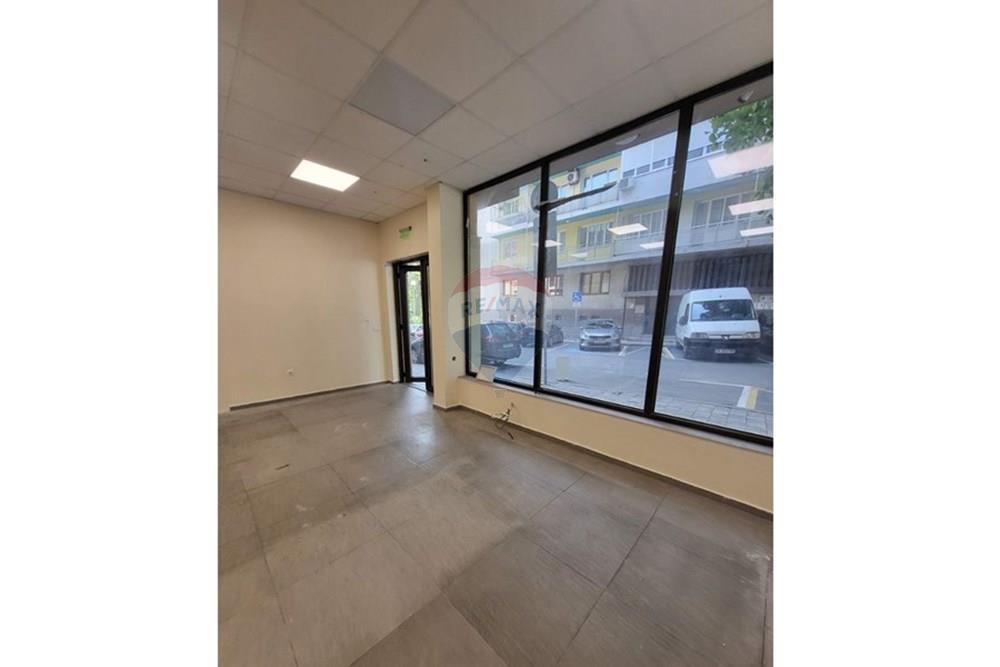 Kommersiell - Uthyres - гр. Варна, Област Варна, България - 6.jpg - 360391035-48