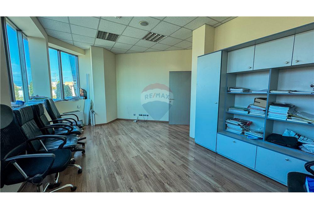 Индустриална сграда - Под наем - гр. Петрич, Област Благоевград, България - 19 - 360561012-207