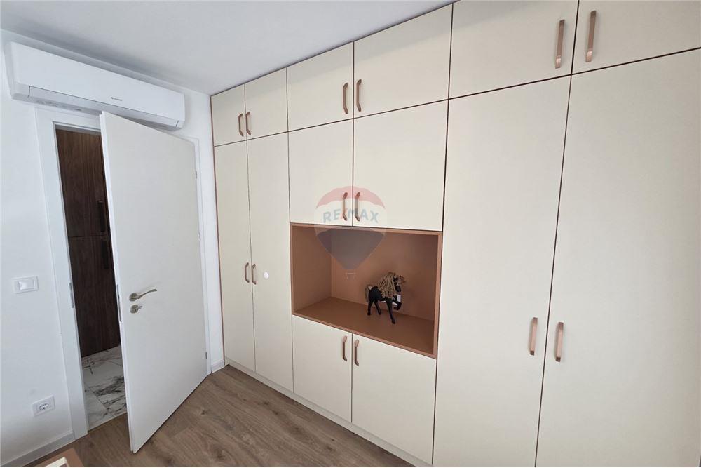 Апартамент - Под наем - гр. София, Област София град, България - 7 - 360241007-115