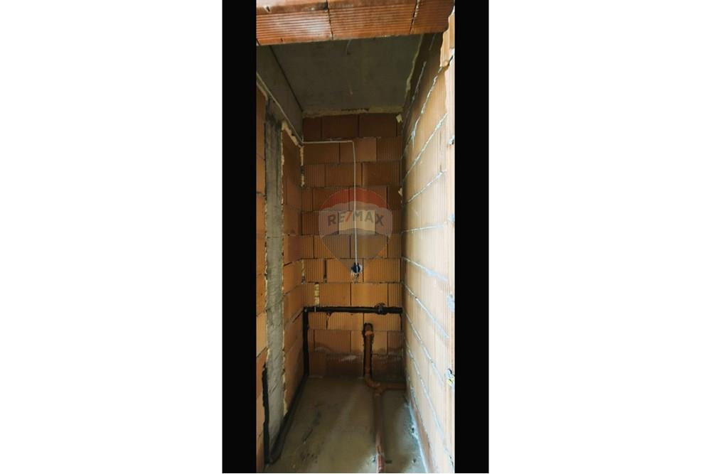 Апартамент - За продажба - гр. Варна, Област Варна, България - viber_изображение_2025-11-24_09-48-22-533.jpg - Тоалетна - 360321001-523