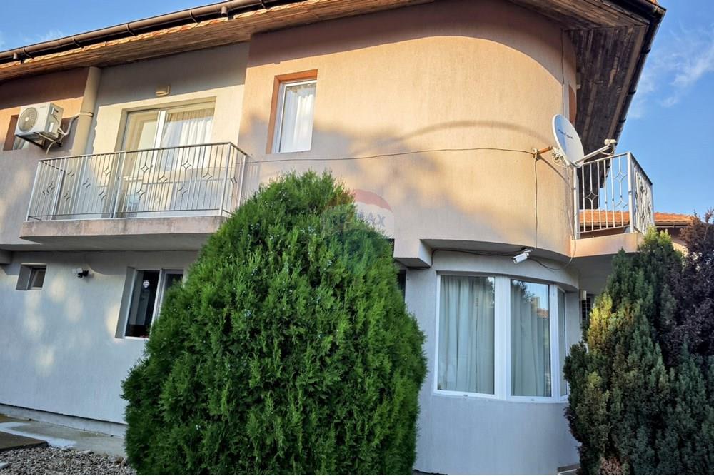 Вила - За продажба - гр. Каварна, Област Добрич, България - Изображение от WhatsApp на 2025-07-21 в 18.25.11_3ebd003a.jpg - 360391052-16