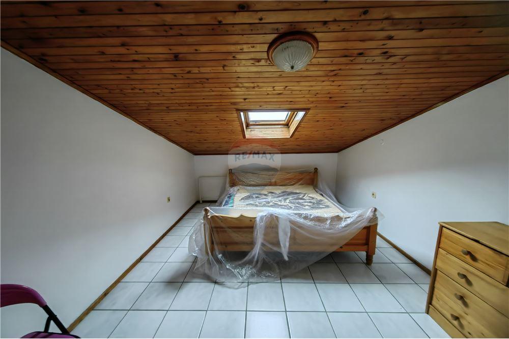 Етаж от къща - Под наем - гр. Варна, Област Варна, България - 9 - 360471021-47