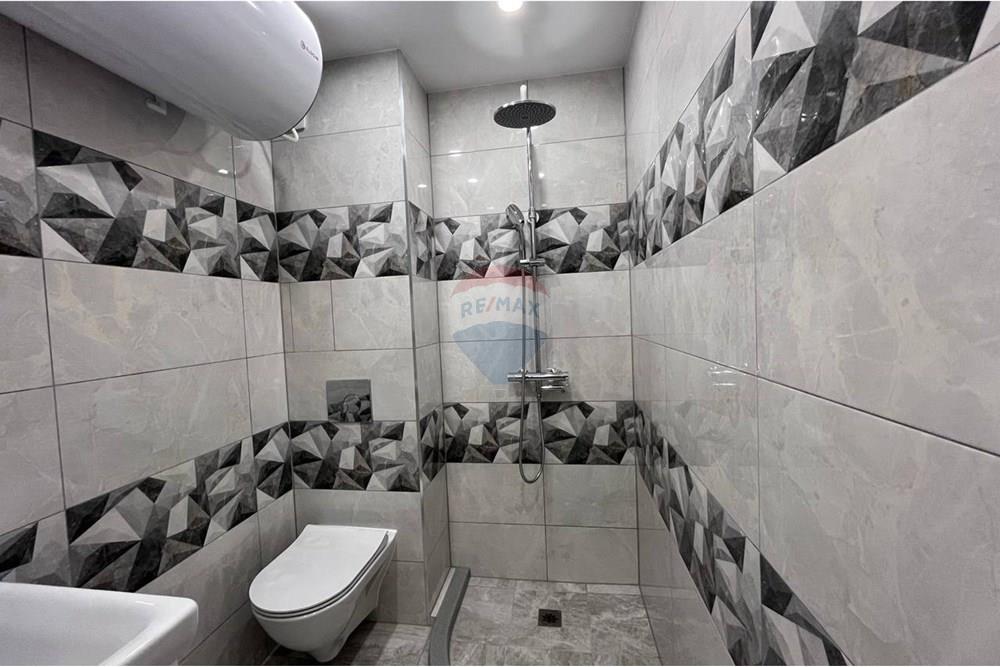 Апартамент - Под наем - гр. Бургас, Област Бургас, България - photo_2025-11-10_13-39-11.jpg - 360291024-92