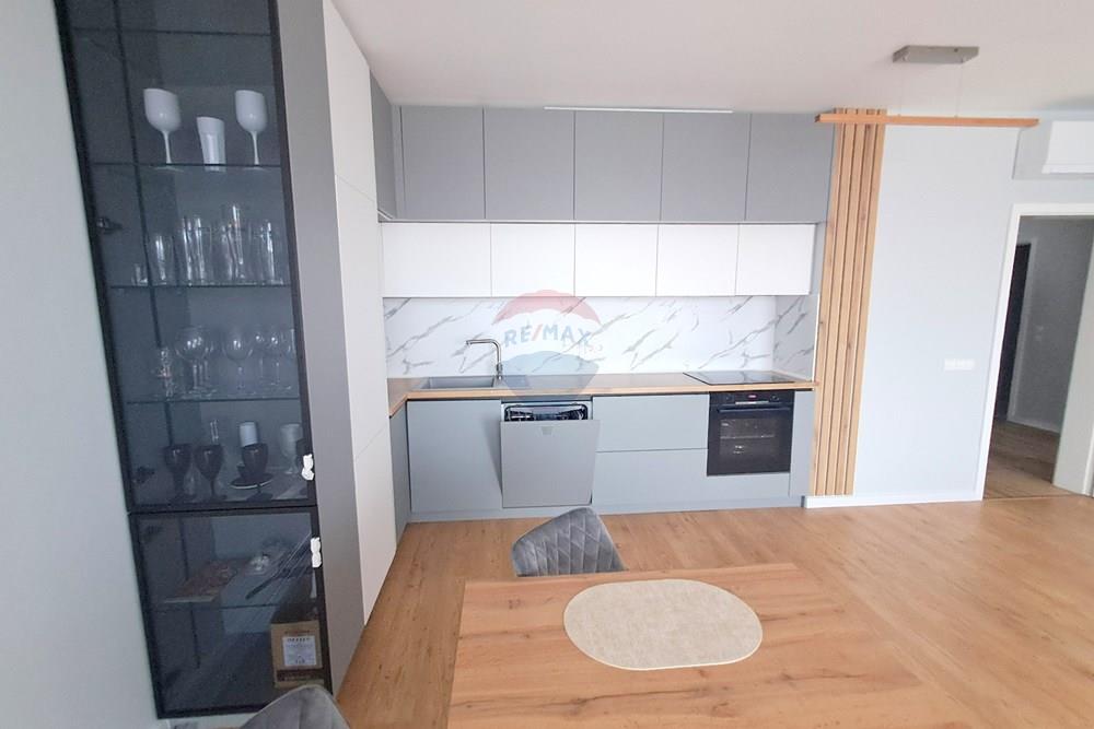 Апартамент - За продажба - гр. Варна, Област Варна, България - 20260220_112122.jpg - 360471005-300