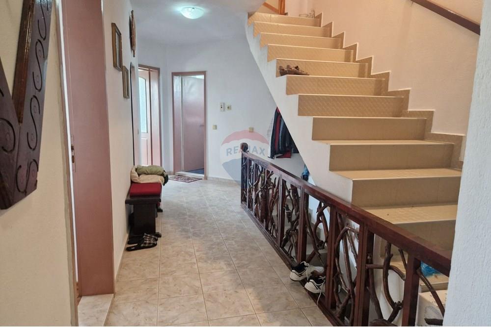 Градска къща - За продажба - гр. Варна, Област Варна, България - viber_image_2025-06-10_13-09-02-869.jpg - 360531003-45