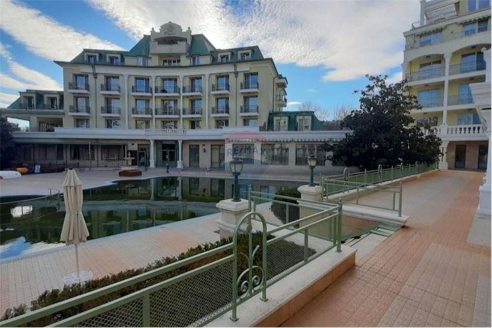 Апартамент - Под наем - к.к. Св. Св. Константин и Елена, Област Варна, България - 1 - 360391035-50