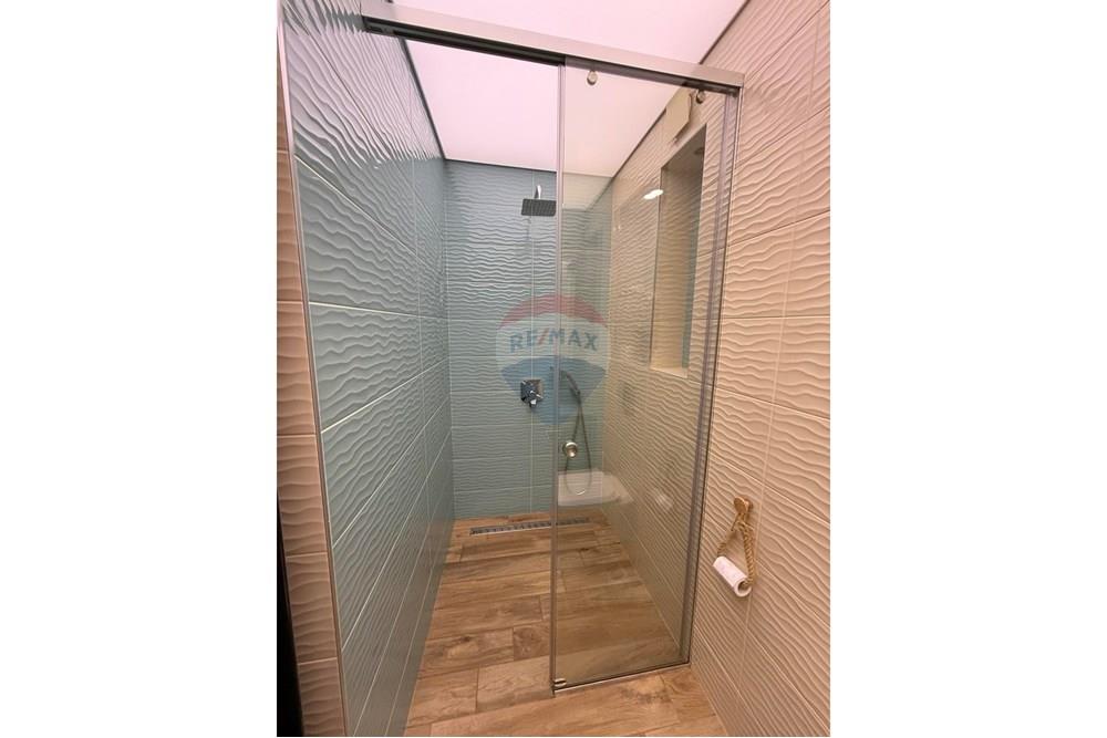 Апартамент - За продажба - гр. Варна, Област Варна, България - viber_image_2025-10-10_11-15-15-543.jpg - Баня - 360481026-17