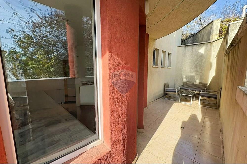 Апартамент - Под наем - гр. Варна, Област Варна, България - be8eba31-9cfd-49d2-b0a6-8adc1f383e52.jpeg - Балкон - 360471029-15