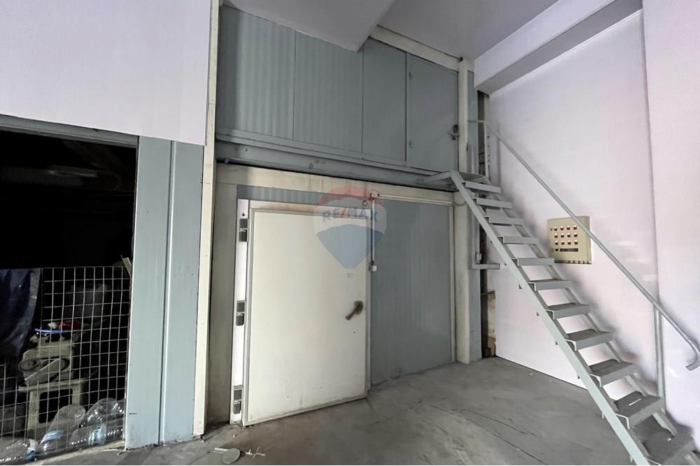 Фабрика - За продажба - с. Полковник Ламбриново, Област Силистра, България - хале 1.jpg - 360321028-142