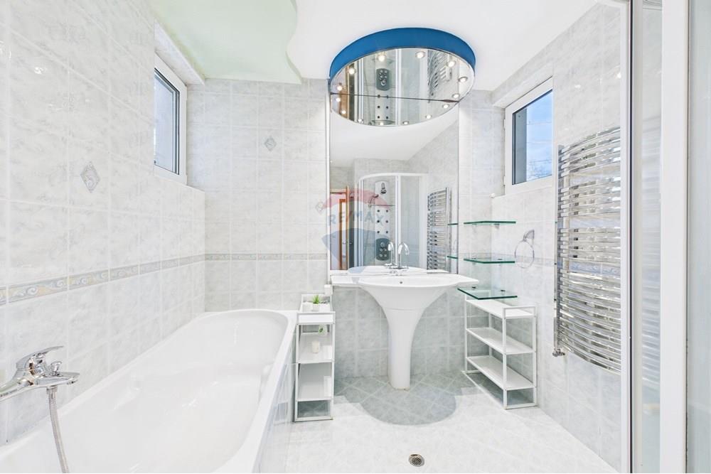 Градска къща - За продажба - гр. София, Област София град, България - CAM02315G0-PR0098-STILL049.jpg - 360241021-100