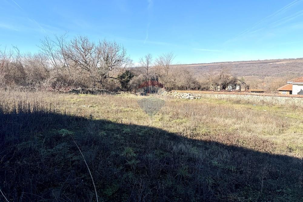 УПИ - За продажба - с. Пушево, Област Велико Търново, България - 20260128_105347812_iOS.jpg - 360431008-420