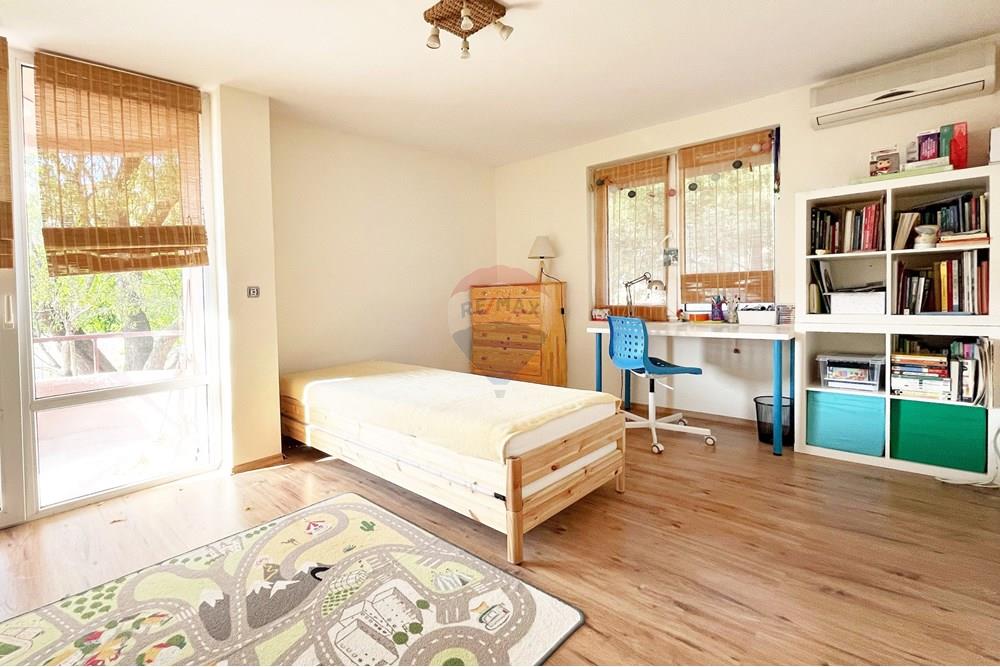 Градска къща - За продажба - м-т Манастирски рид, Област Варна, България - 9_VillaBoro.jpg - 360331037-11