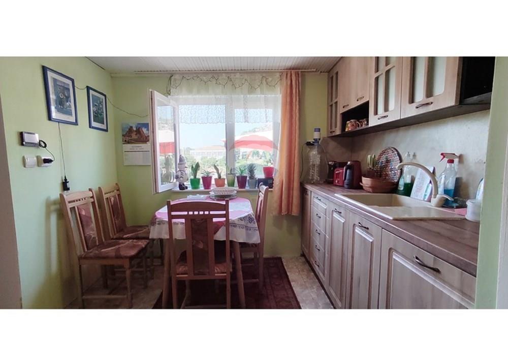 Case a schiera - In vendita - гр. Балчик, Област Добрич, България - IMG_20250909_120322.jpg - 360331026-33