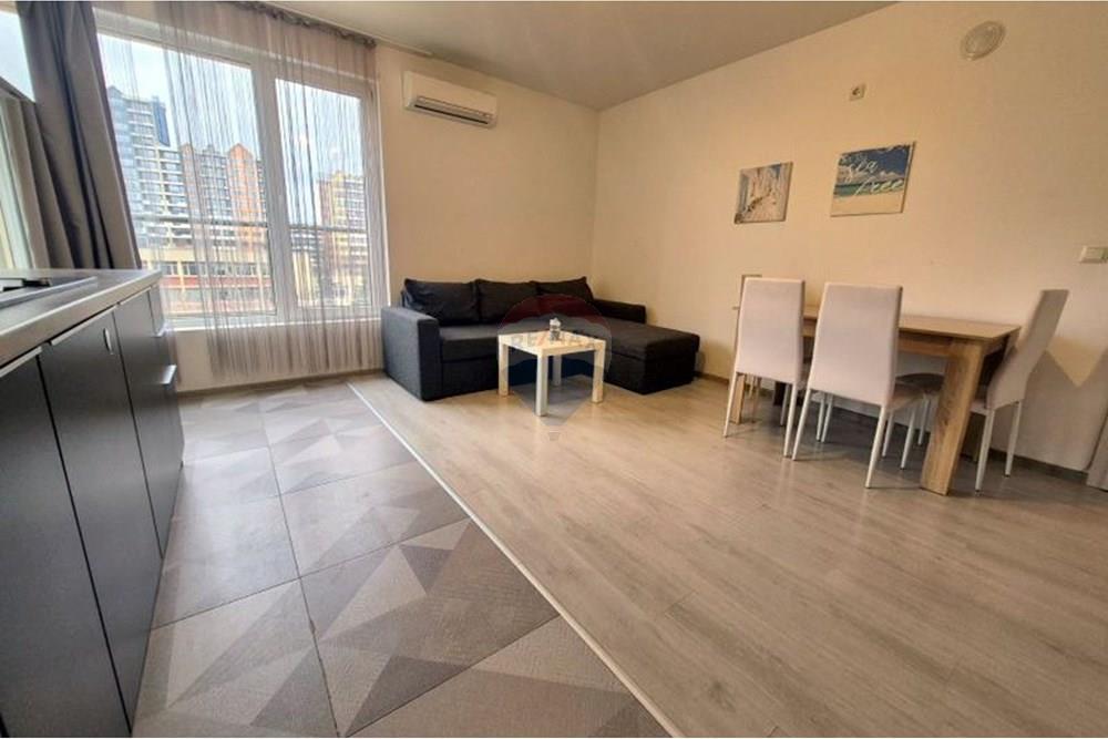 Апартамент - Под наем - гр. Варна, Област Варна, България - viber_изображение_2026-01-21_15-16-54-210.jpg - Всекидневна - 360511002-1032