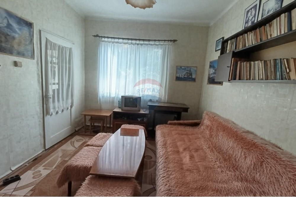 Градска къща - За продажба - гр. Силистра, Област Силистра, България - f66c7884-47ec-49af-91e8-6c53d36062d0.jpeg - Трапезария - 360301017-72