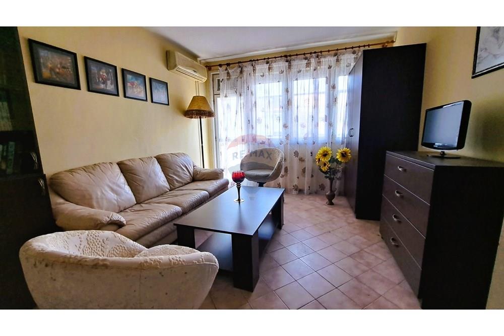 Апартамент - За продажба - гр. Варна, Област Варна, България - 11.jpg - Всекидневна/Трапезария - 360301012-124