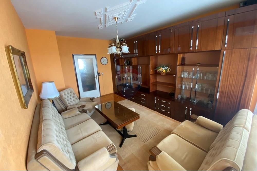 Апартамент - Под наем - гр. Варна, Област Варна, България - viber_image_2025-11-24_13-41-26-628.jpg - Всекидневна - 360511011-11