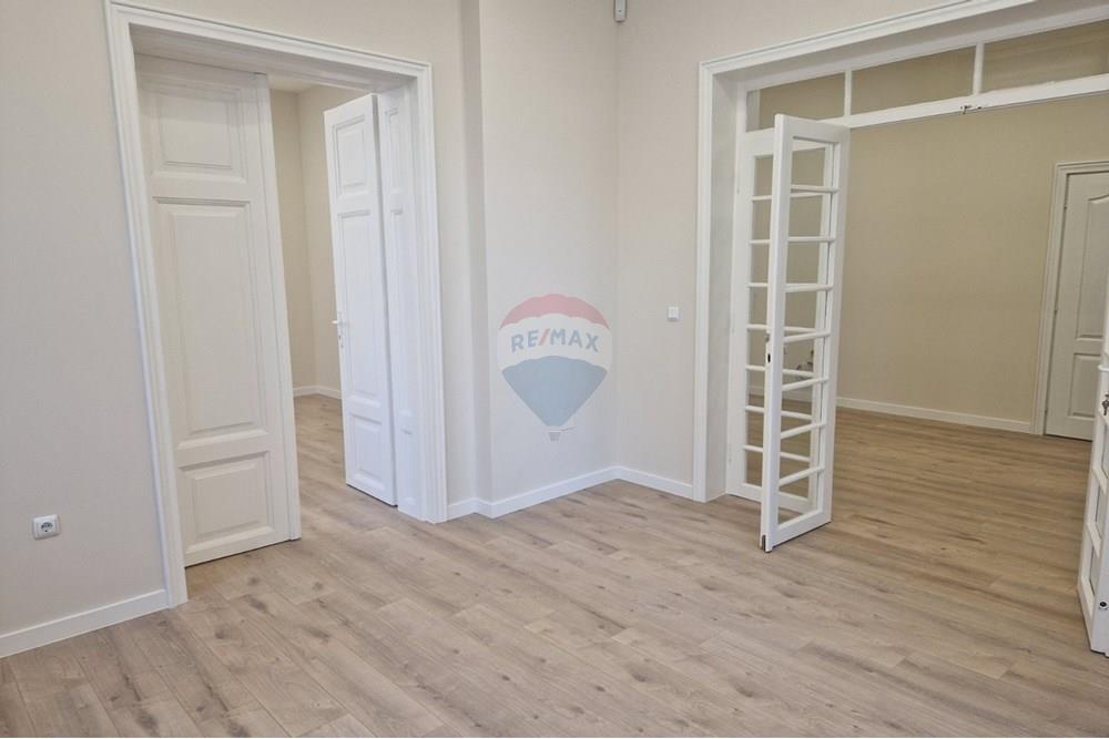 Офис - Под наем - гр. Варна, Област Варна, България - viber_image_2025-03-19_12-06-13-029.jpg - 360531003-39