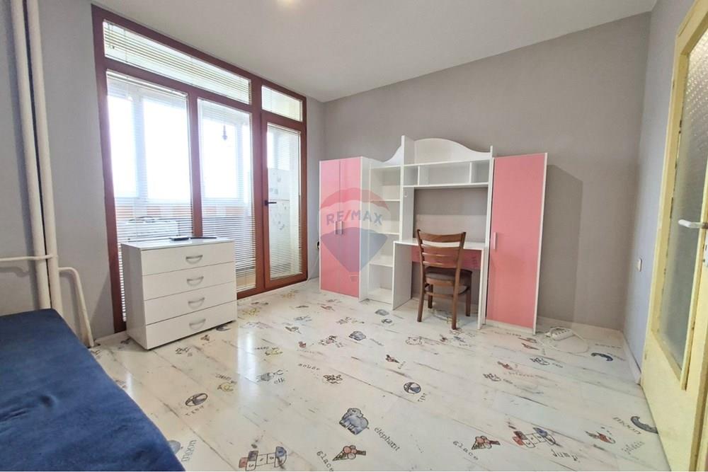 Апартамент - Под наем - гр. Варна, Област Варна, България - 04.jpg - Спалня - 360321047-2