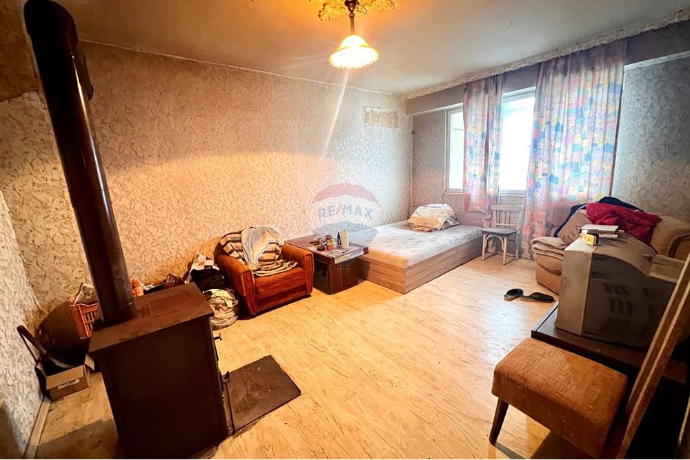 Landejendom - Til salg - гр. Лясковец, Област Велико Търново, България - 20241206_124433134_iOS.jpg - 360431025-12