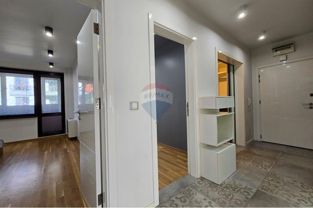 Butas - Parduodama - гр. Варна, Област Варна, България - 24.jpg - 360471023-37