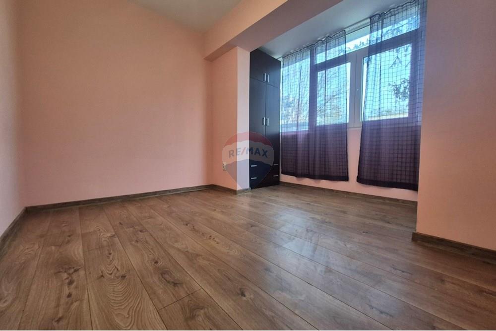 Апартамент - Под наем - гр. Варна, Област Варна, България - viber_изображение_2025-11-17_15-59-26-818.jpg - 360511013-87