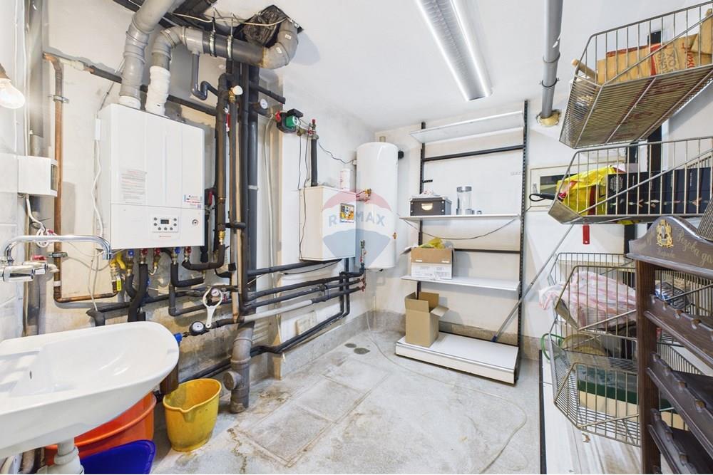 Градска къща - За продажба - гр. София, Област София град, България - CAM02315G0-PR0098-STILL074.jpg - 360241021-100