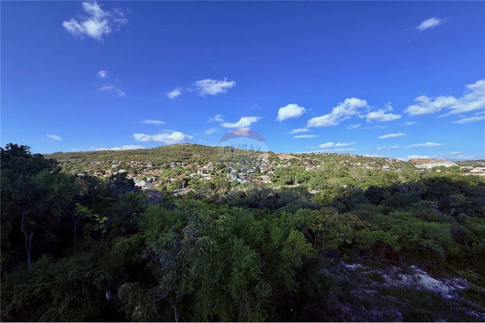 Condo/Apartment - For Sale - гр. Балчик, Област Добрич, Болгария - Голяма открита тераса с гледка съм морето с достъп от всекидневна - Terrace - 360321025-229