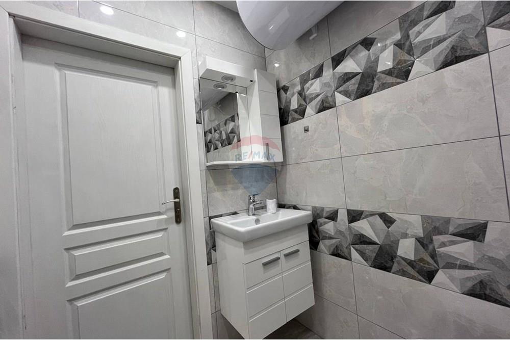 Апартамент - Под наем - гр. Бургас, Област Бургас, България - photo_2025-11-10_13-39-05.jpg - 360291024-92