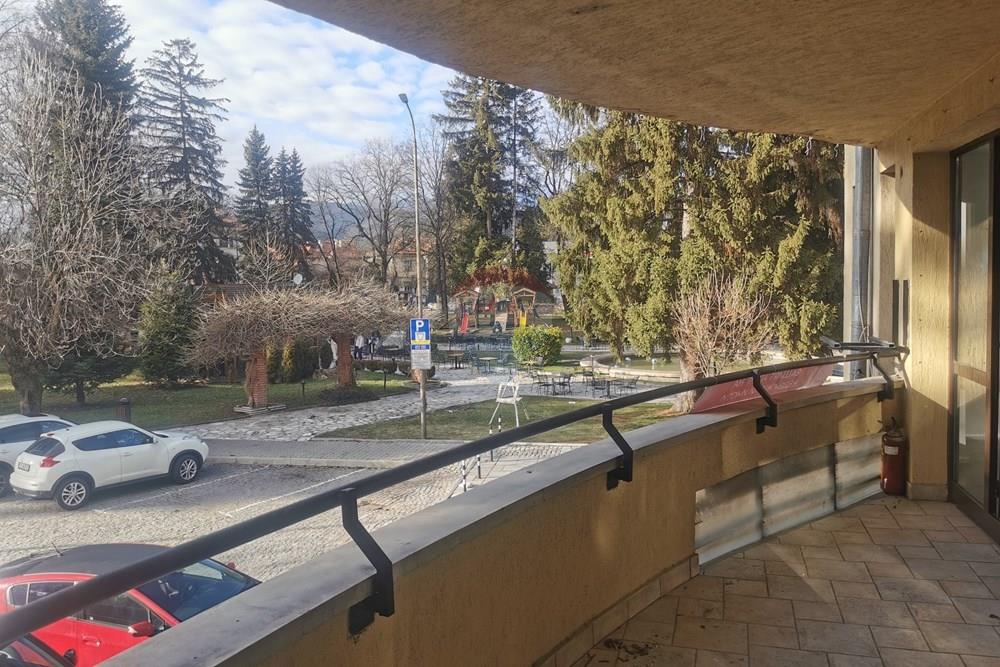 Търговски обект/Магазин - Под наем - гр. Разлог, Област Благоевград, България - IMG_20260109_144311.jpg - 360421019-38