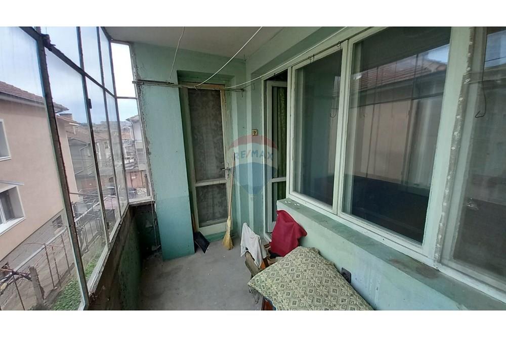 Апартамент - За продажба - гр. Разград, Област Разград, България - viber_изображение_2025-04-14_17-04-32-849.jpg - 360491001-70