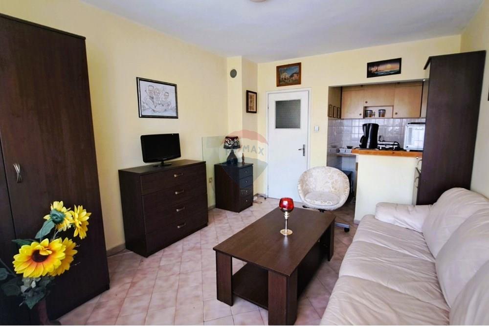 Апартамент - За продажба - гр. Варна, Област Варна, България - 14.jpg - Всекидневна/Трапезария - 360301012-124