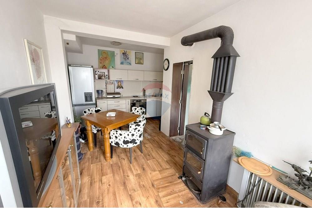 Селска къща - За продажба - с. Близнаци, Област Варна, България - viber_изображение_2025-09-30_10-07-09-487.jpg - Кухня - 360511003-302