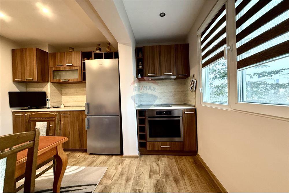 Апартамент - За продажба - гр. Варна, Област Варна, България - Функционална оборудвана кухня с усвоена североизточна тераса - Кухня - 360321025-274