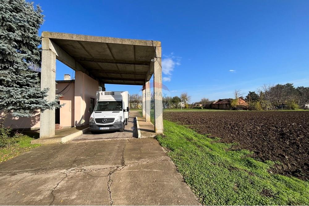 Фабрика - За продажба - с. Полковник Ламбриново, Област Силистра, България - двор 5.jpg - 360321028-142