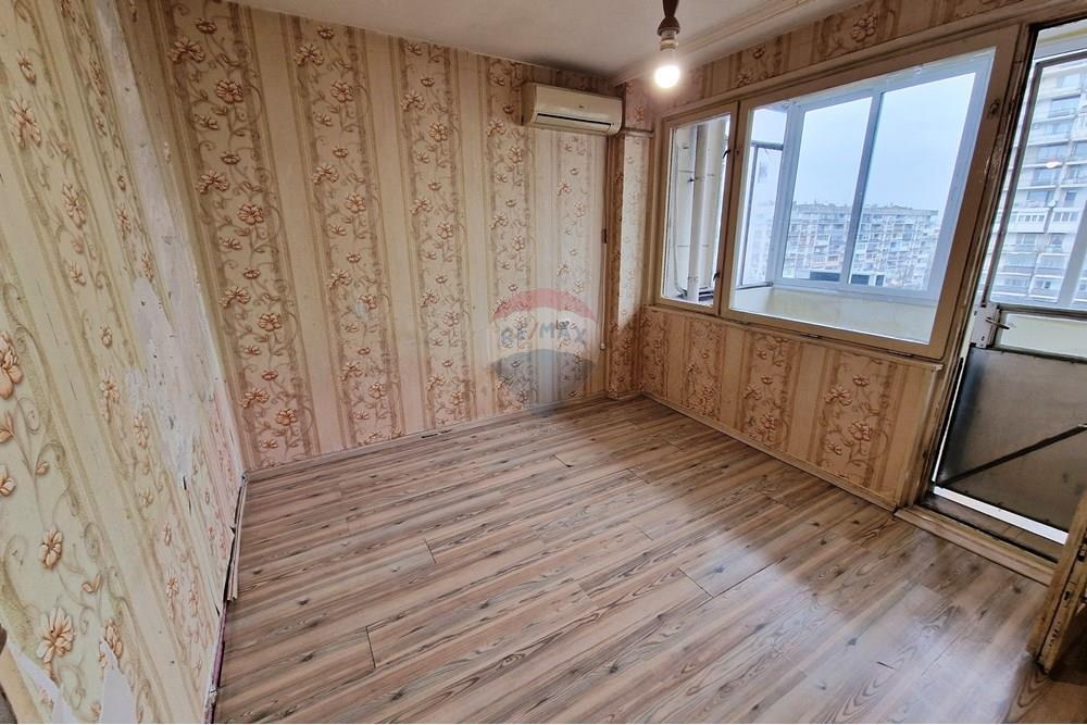 Апартамент - За продажба - гр. Русе, Област Русе, България - 20251209_142206~2.jpg - 360451038-24