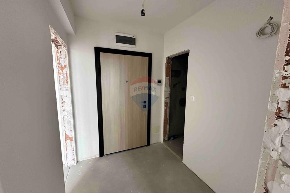 Апартамент - За продажба - гр. София, Област София град, България - 0-02-05-193c0d1919a9258cf2565a81cd55058b69c6279e6729f60bf93dc0ddac007103_d75590a59b73b9a7.jpg - 360411012-16