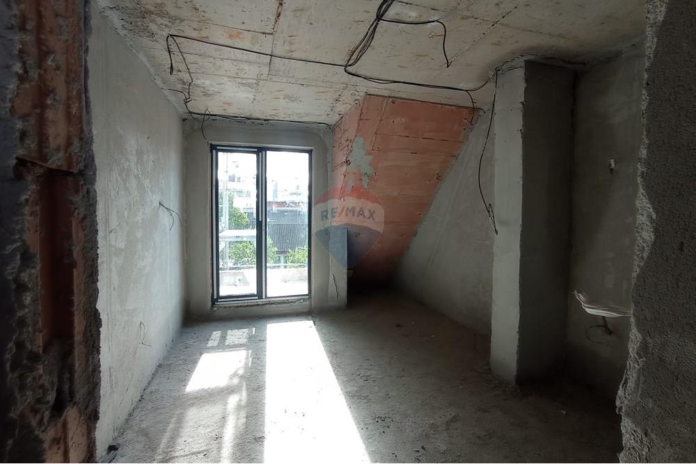 Διαμέρισμα - Πώληση - гр. Варна, Област Варна, България - IMG_20251017_150313.jpg - 360481026-9