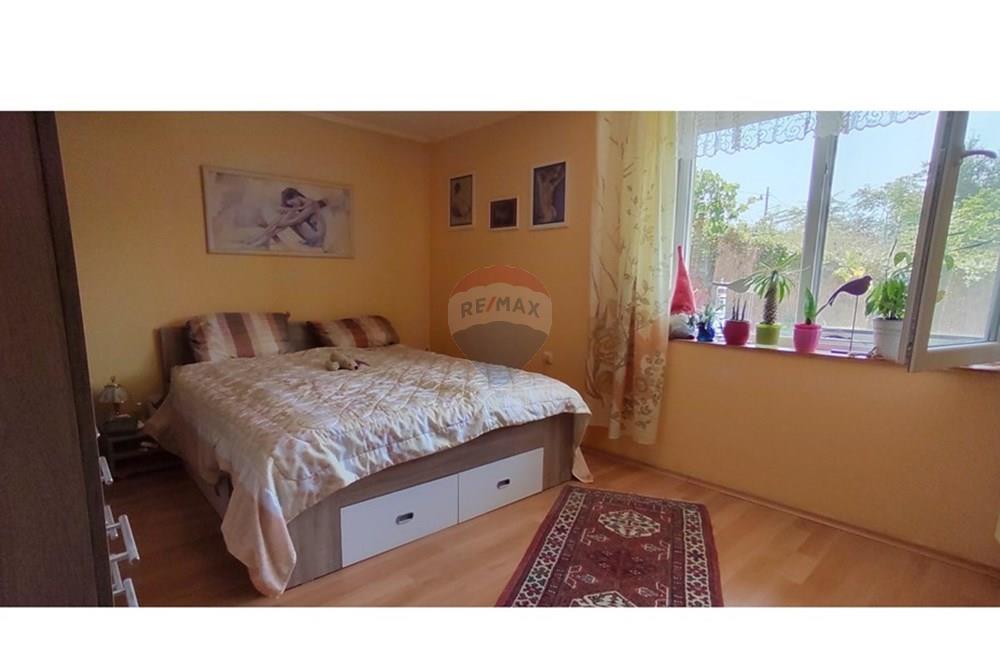 Case a schiera - In vendita - гр. Балчик, Област Добрич, България - IMG_20250909_120420.jpg - 360331026-33