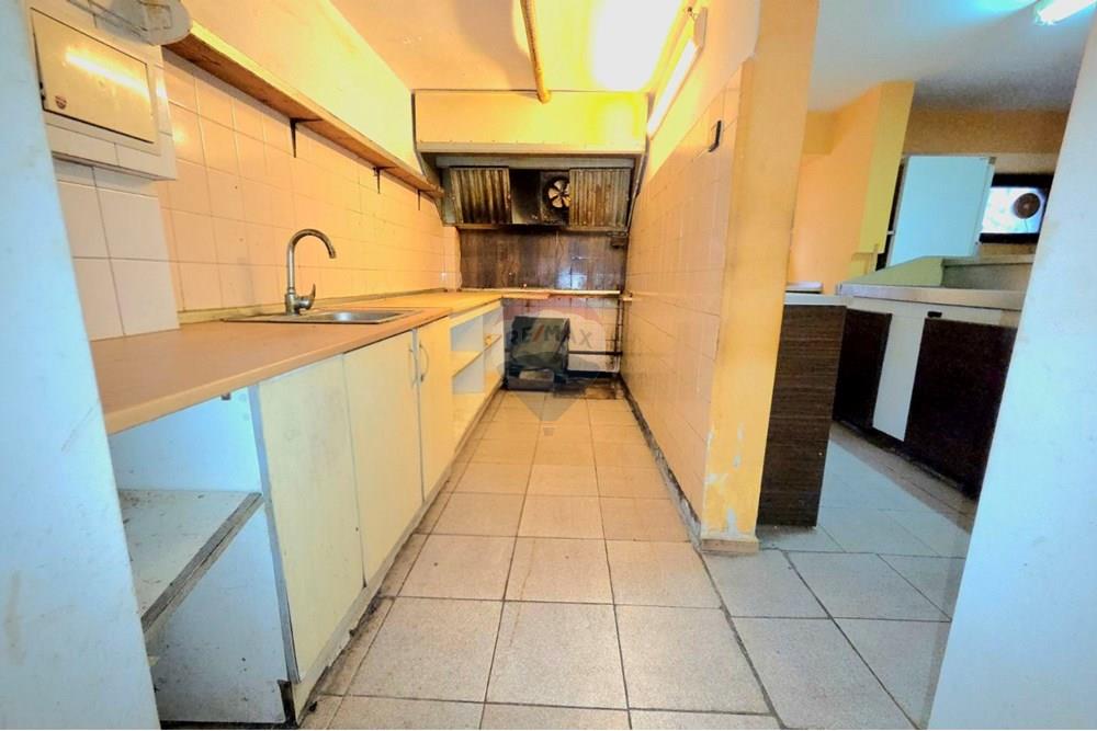 Ресторант за бързо хранене - Под наем - гр. Варна, Област Варна, България - viber_image_2025-10-22_13-06-43-597.jpg - Кухня - 360511018-10